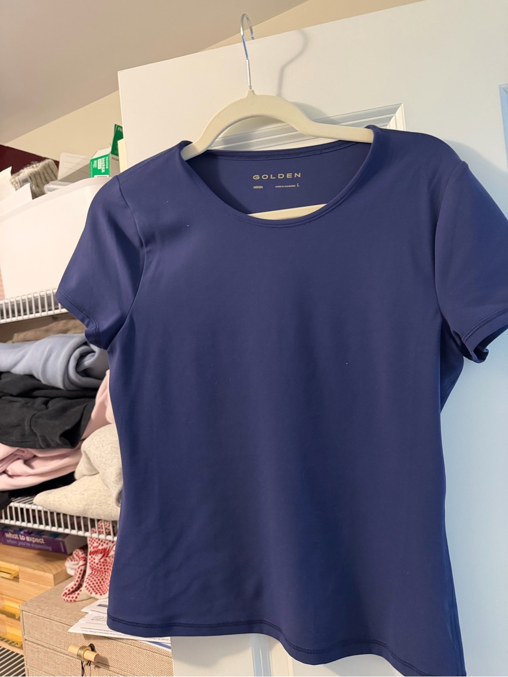Aritzia Women's Navy Short Sleeve workout top